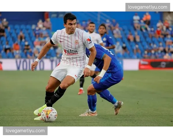 塞维利亚客场连败分析：防守组织与心理压力因素